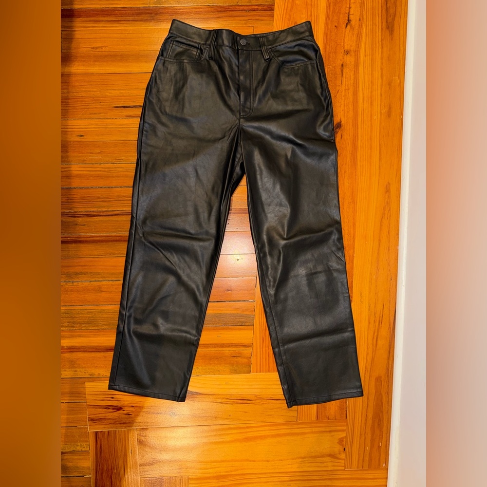 Madewell The Perfect Vintage Straight Jean Faux Leather Edition Size 30